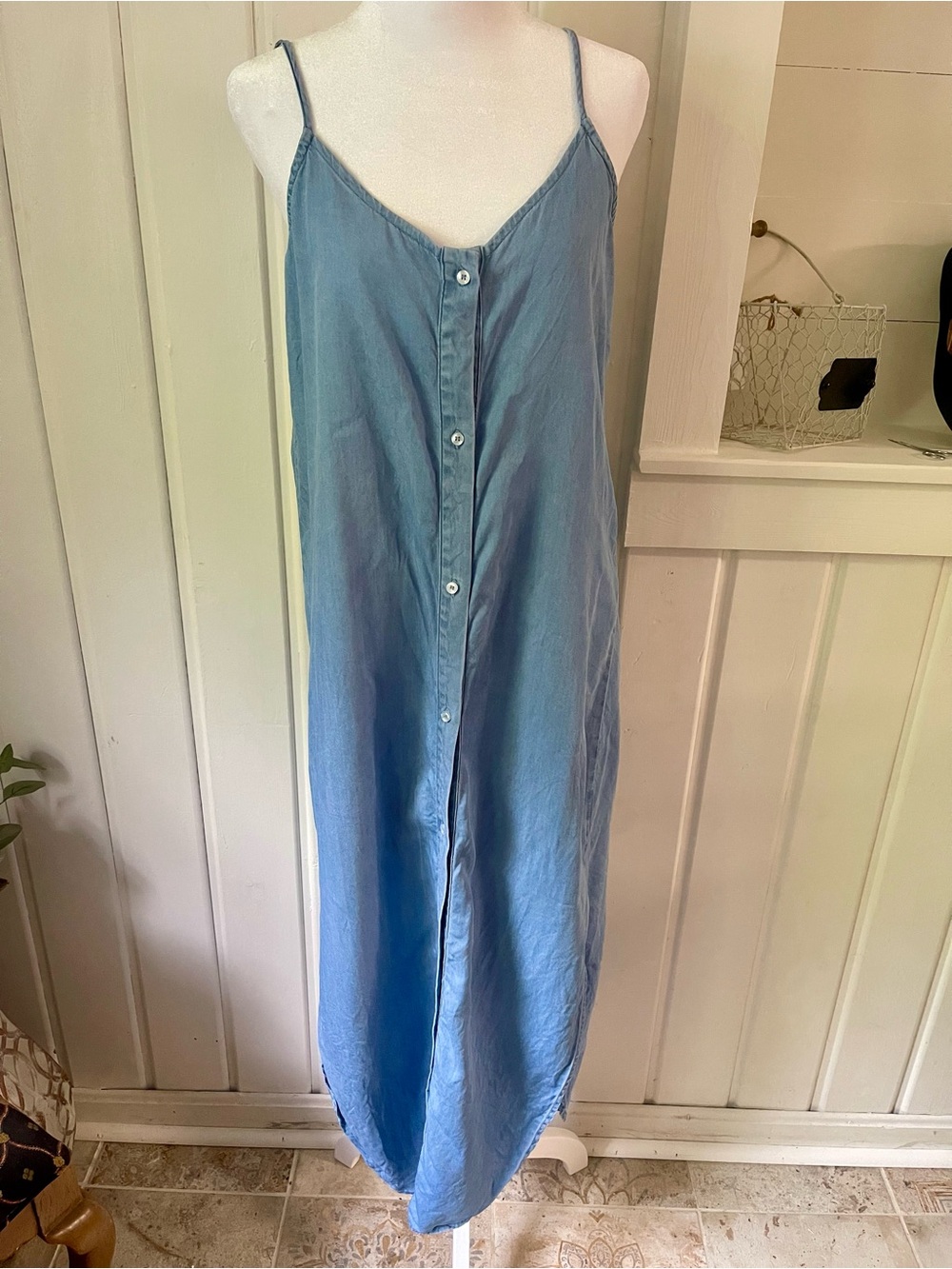 100% Tencel Sadie & Sage Chambray dress